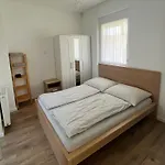 Petita Garden Appartamento Siófok