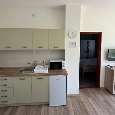 Petita Garden Apartment *