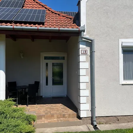 Apartment Petita Garden Siofok