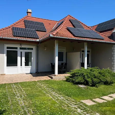 Apartament Petita Garden