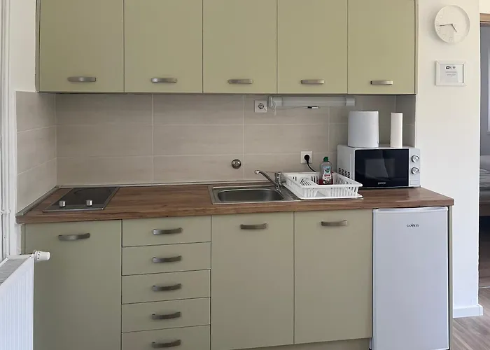 Petita Garden * שיופוק